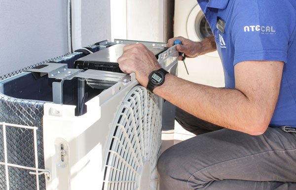 Mantenimiento preventivo y reparación de equipos